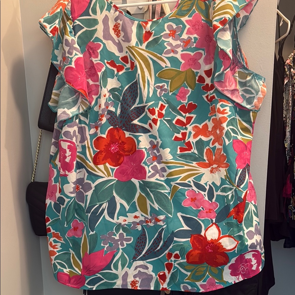 SHEIN Red and Blue Ruffled Sleeveless Blouse